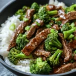 One-Pan Chinese Beef and Broccoli is a beloved staple in the realm of Chinese cuisine, cherished for its harmonious blend of flavors, vibrant colors, and satisfying textures. This dish not only showcases the tender, savory elements of flank steak but also highlights the crisp, fresh notes of broccoli, creating a meal that is as nutritious as it is delicious. Amidst the hustle and bustle of modern life, this recipe stands out as an ideal solution for busy weeknights, allowing you to prepare a wholesome dinner in under 30 minutes with minimal cleanup.